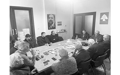 جانب من اللقاء مع النائب السابق فارس سعيد