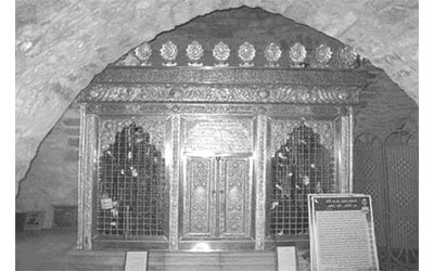 مقام النبي أيلا، موقع بنت جبيل